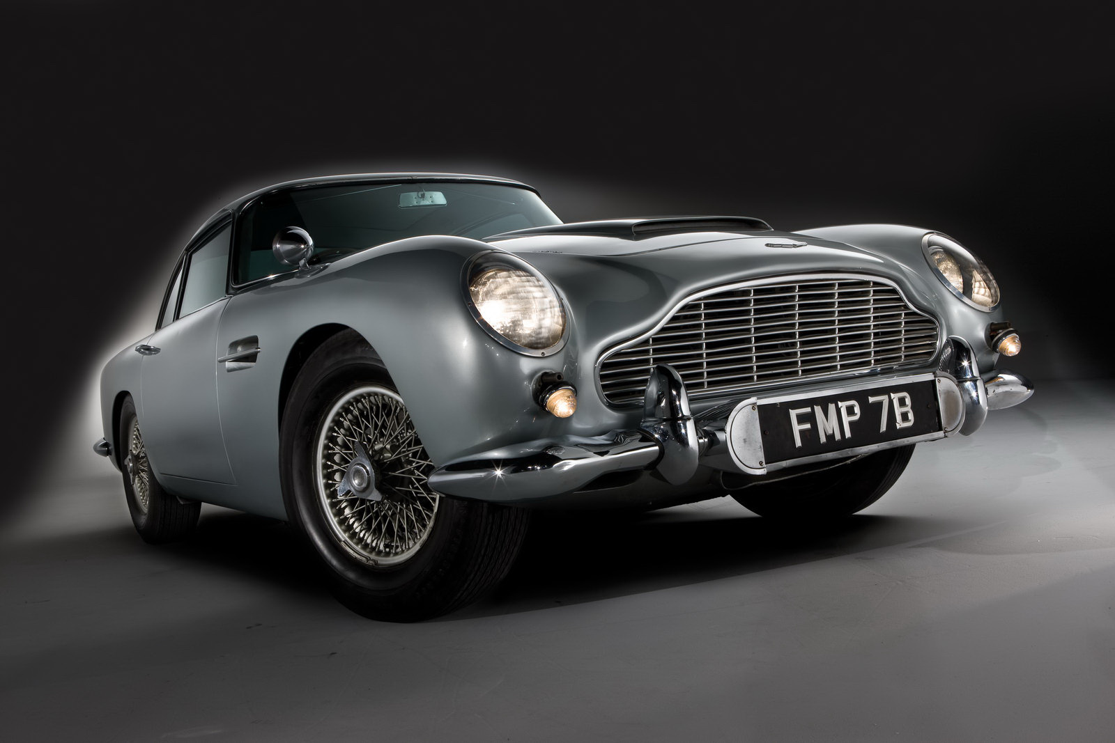 Aston Martin DB5: 3
