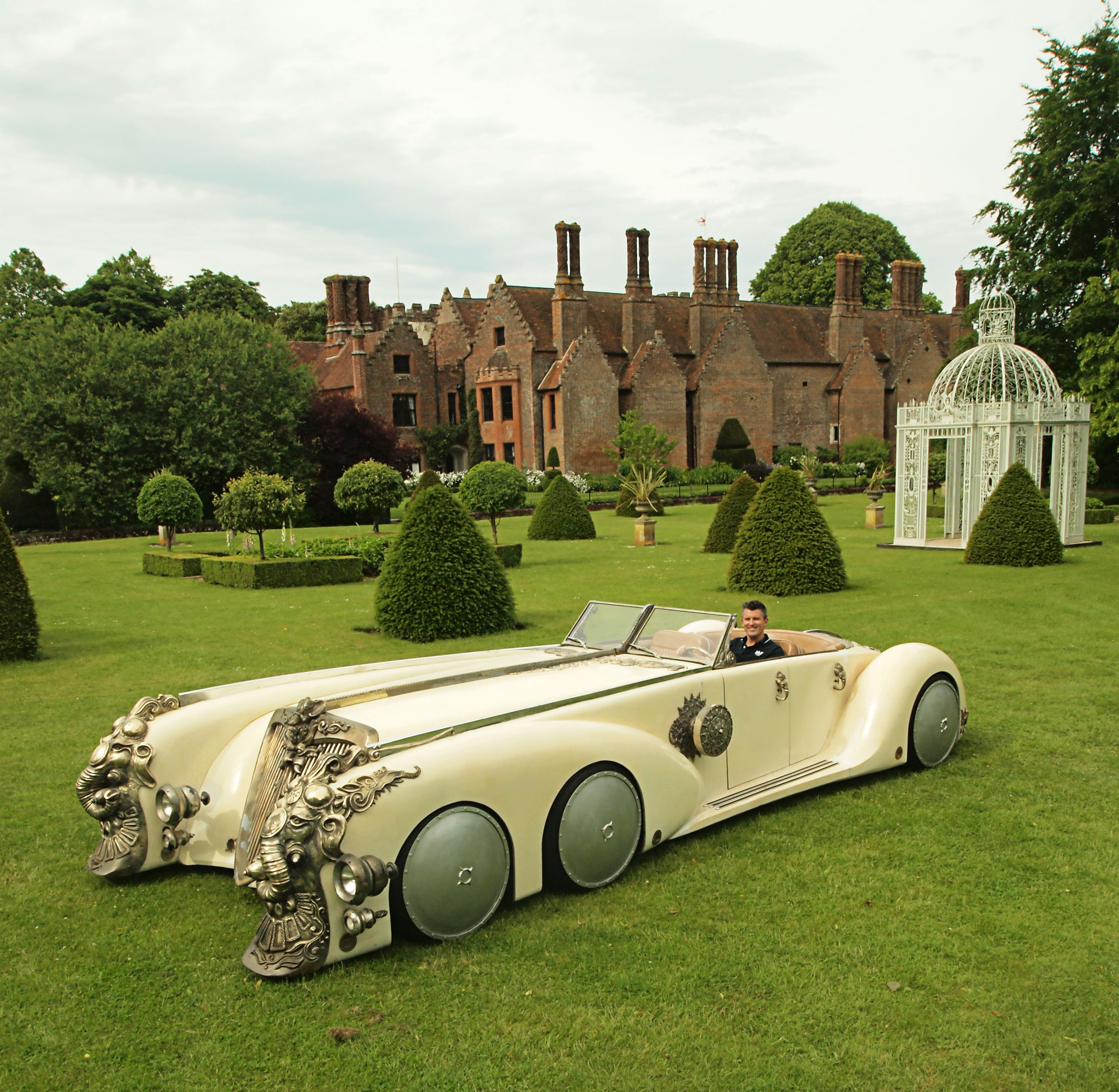 Captain Nemo car on grass